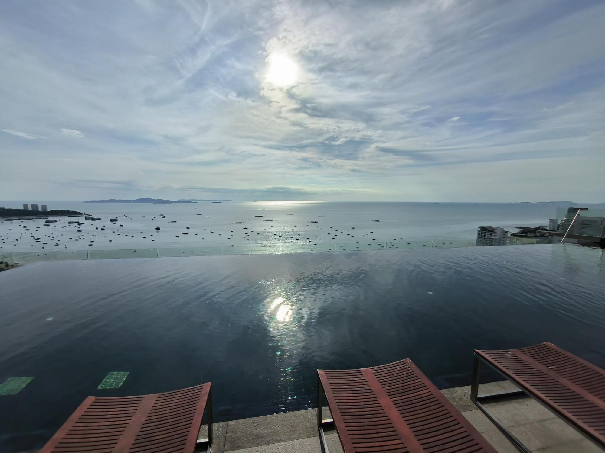 Centric Sea Pattaya B&B 외부 사진